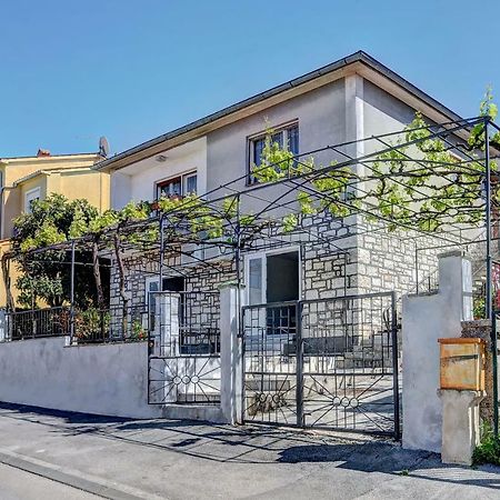 Apartman M Apartment Pula Exterior photo